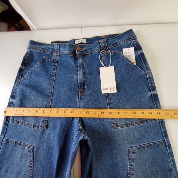 Kensie Straight Leg Seamed Hi-Rise Jeans Size 14 Cargo Style Pockets Stretch NEW - Picture 7 of 14